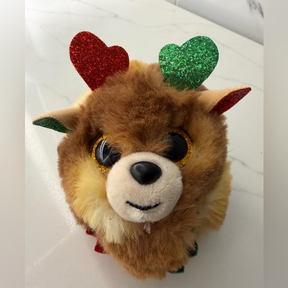 TY reindeer puff